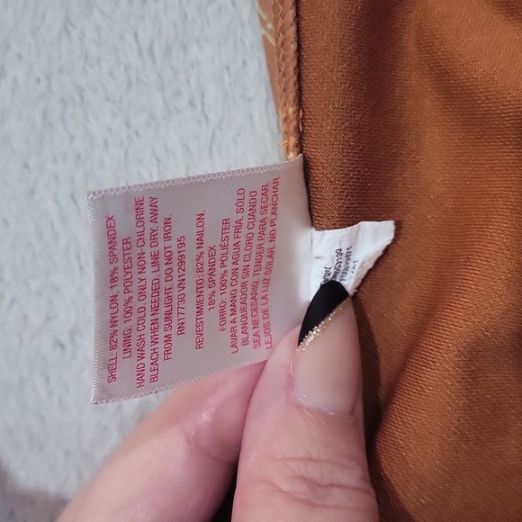 Xhilaration Swimsuit - Picture 15 of 16